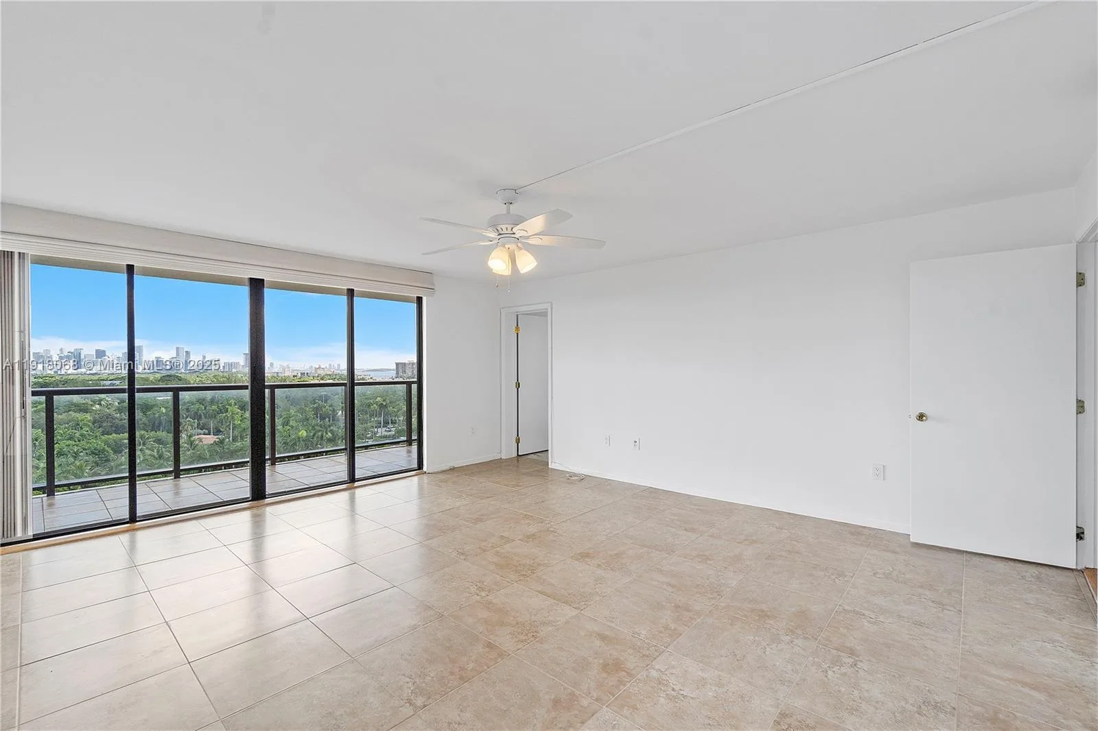 2575 S Bayshore Dr # 15B, Miami, FL 33133 photo 13