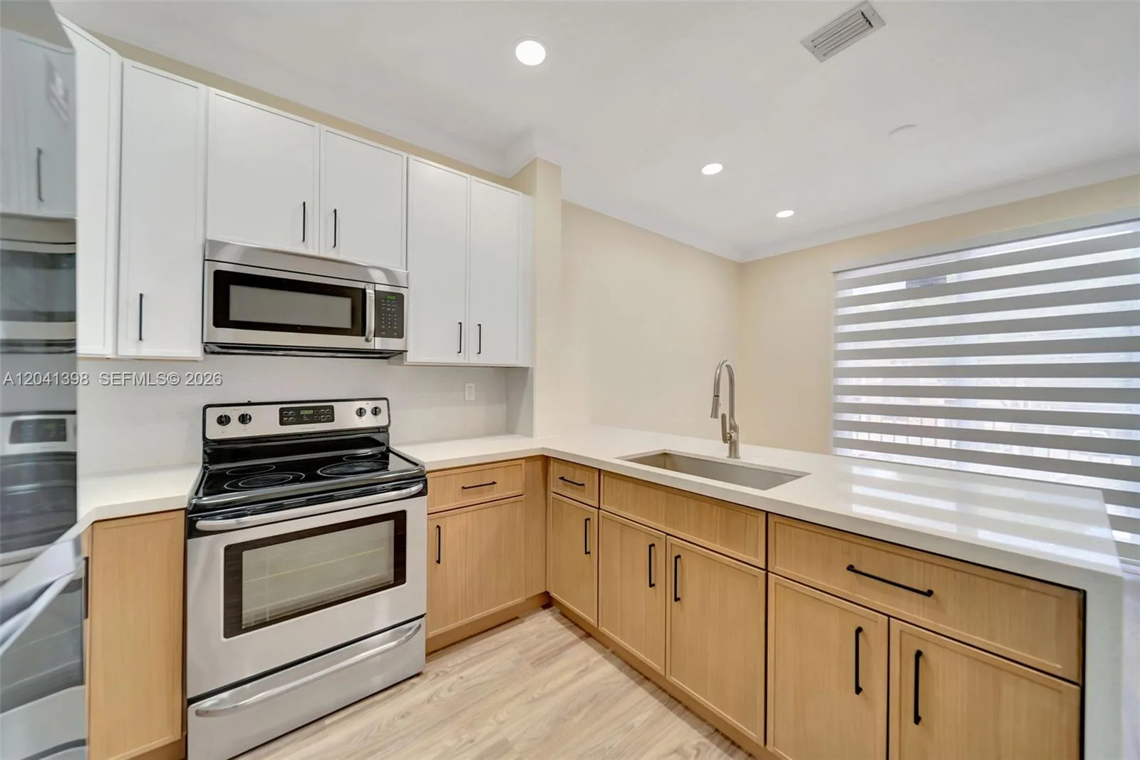 17620 NW 73rd Ave # 205-17, Hialeah, FL 33015
