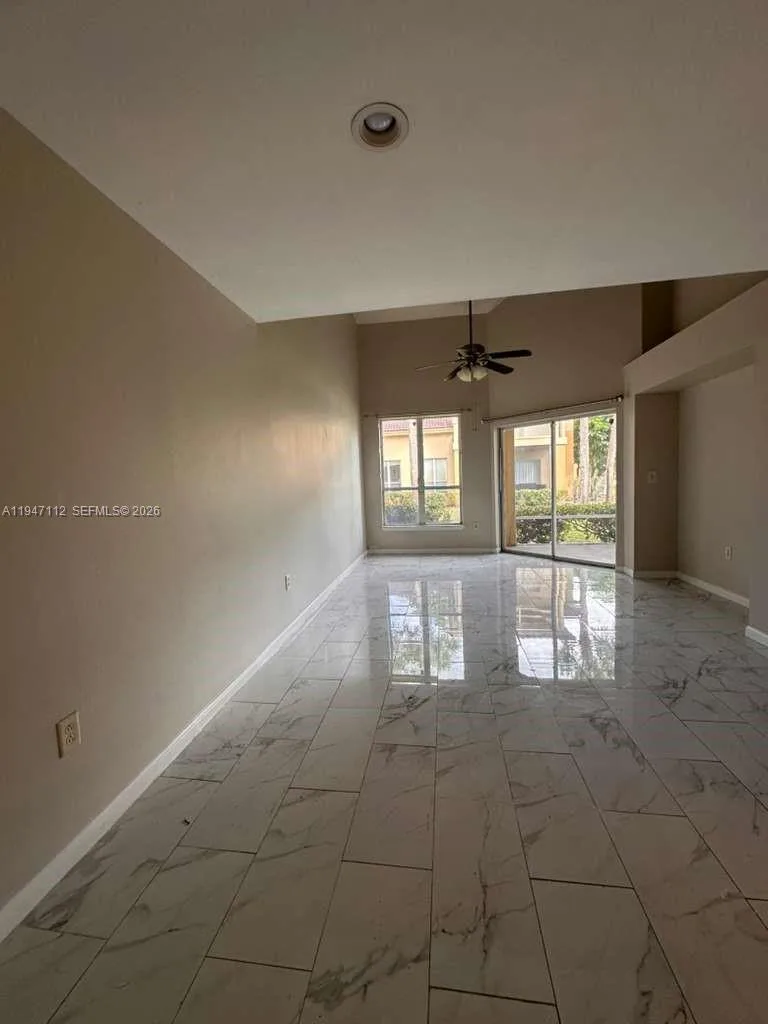4863 Via Palm Lks # 806, West Palm Beach, FL 33417 photo 3