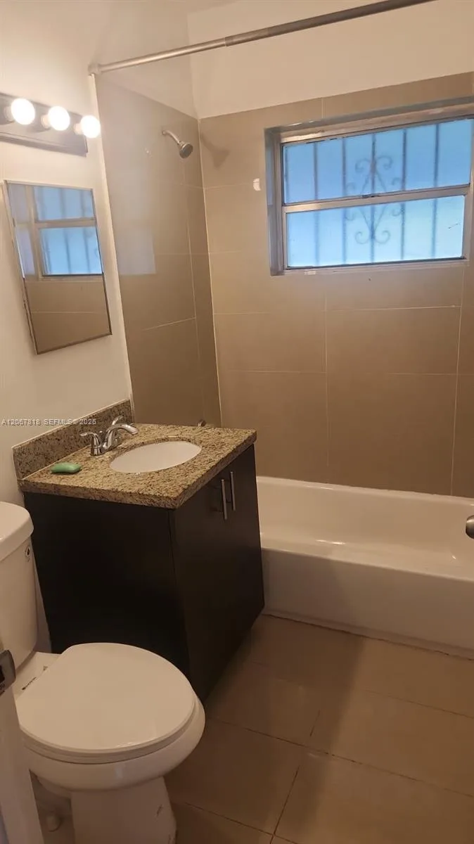 428 NE 82nd St # 4E, Miami, FL 33138 photo 8