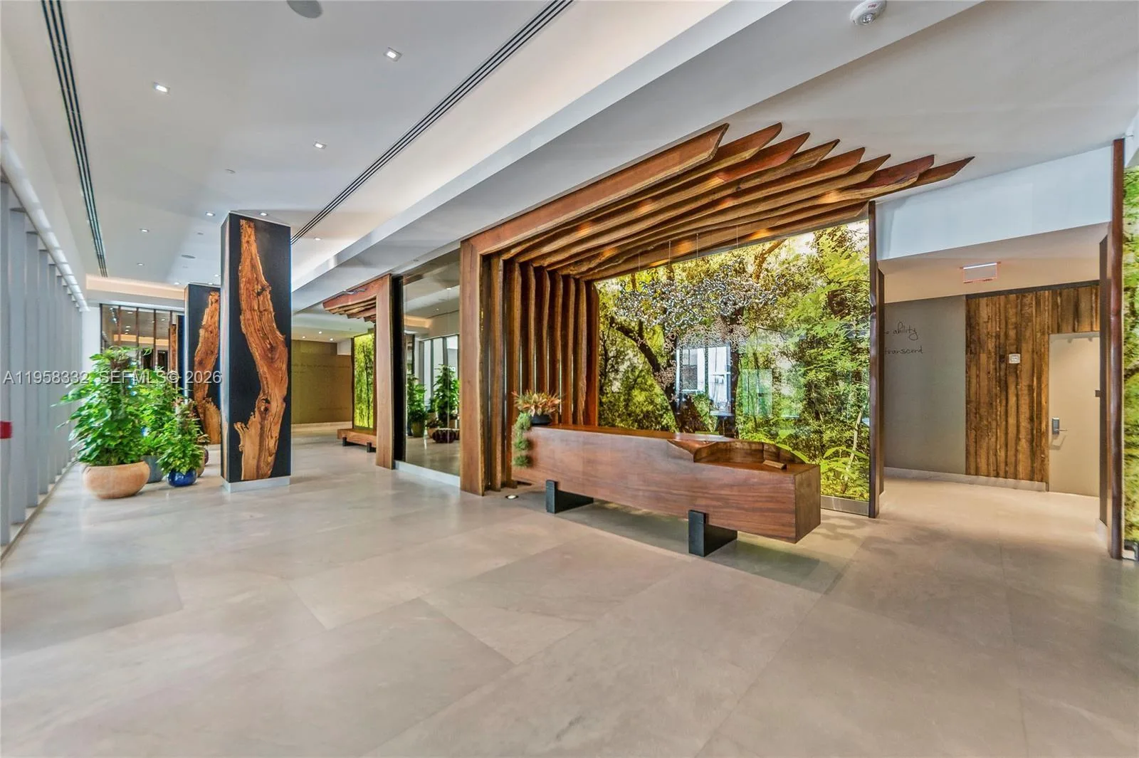 1010 Brickell Ave # 4709, Miami, FL 33131 photo 4