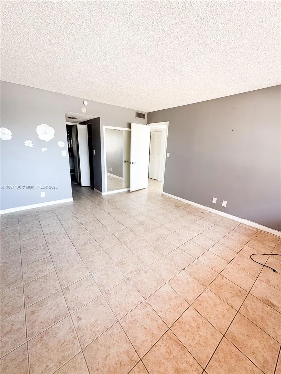 2025 NE 164th St # 206, North Miami Beach, FL 33162 photo 3