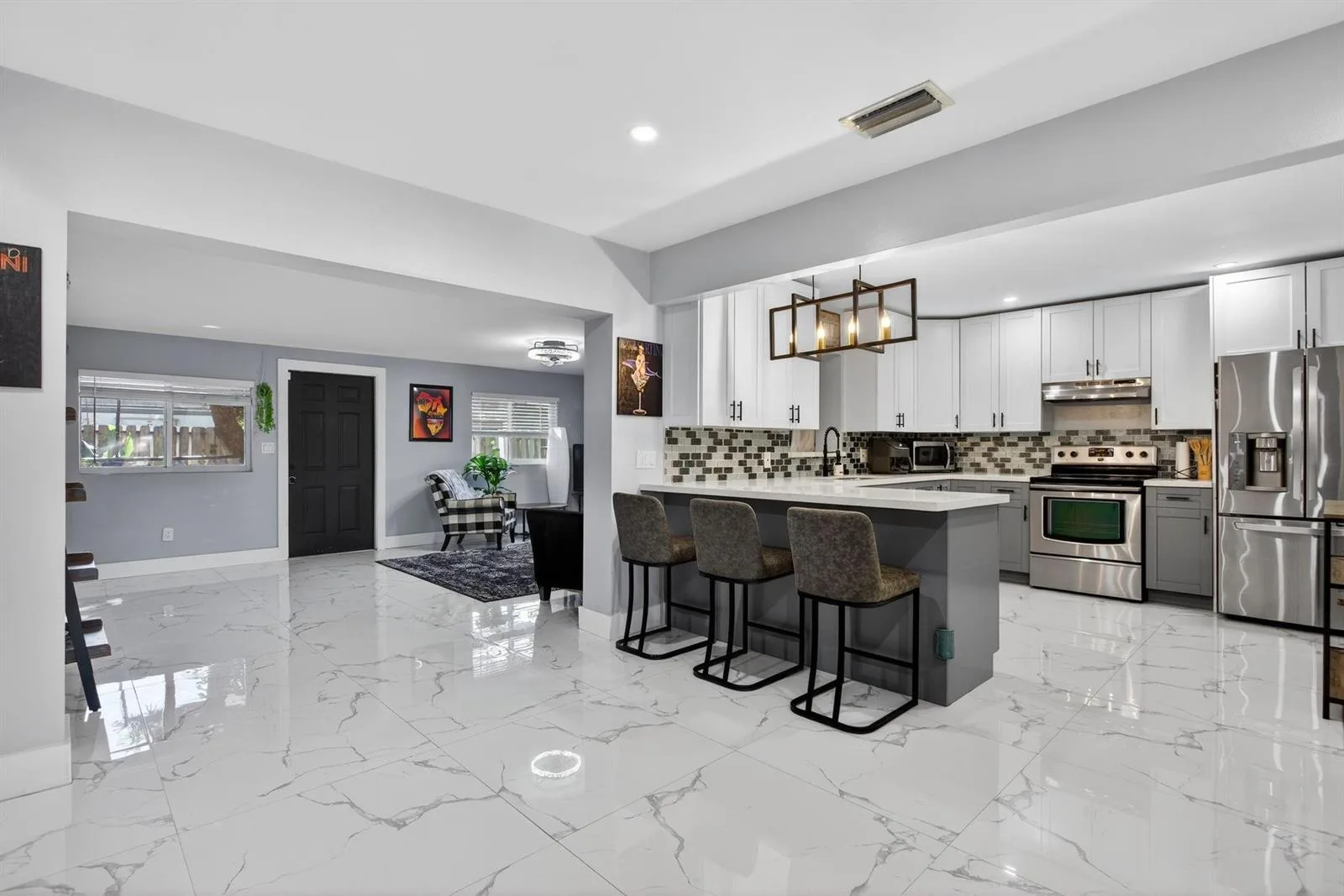 3330 NW 69th Street, Fort Lauderdale, FL 33309 — zdjęcie 2