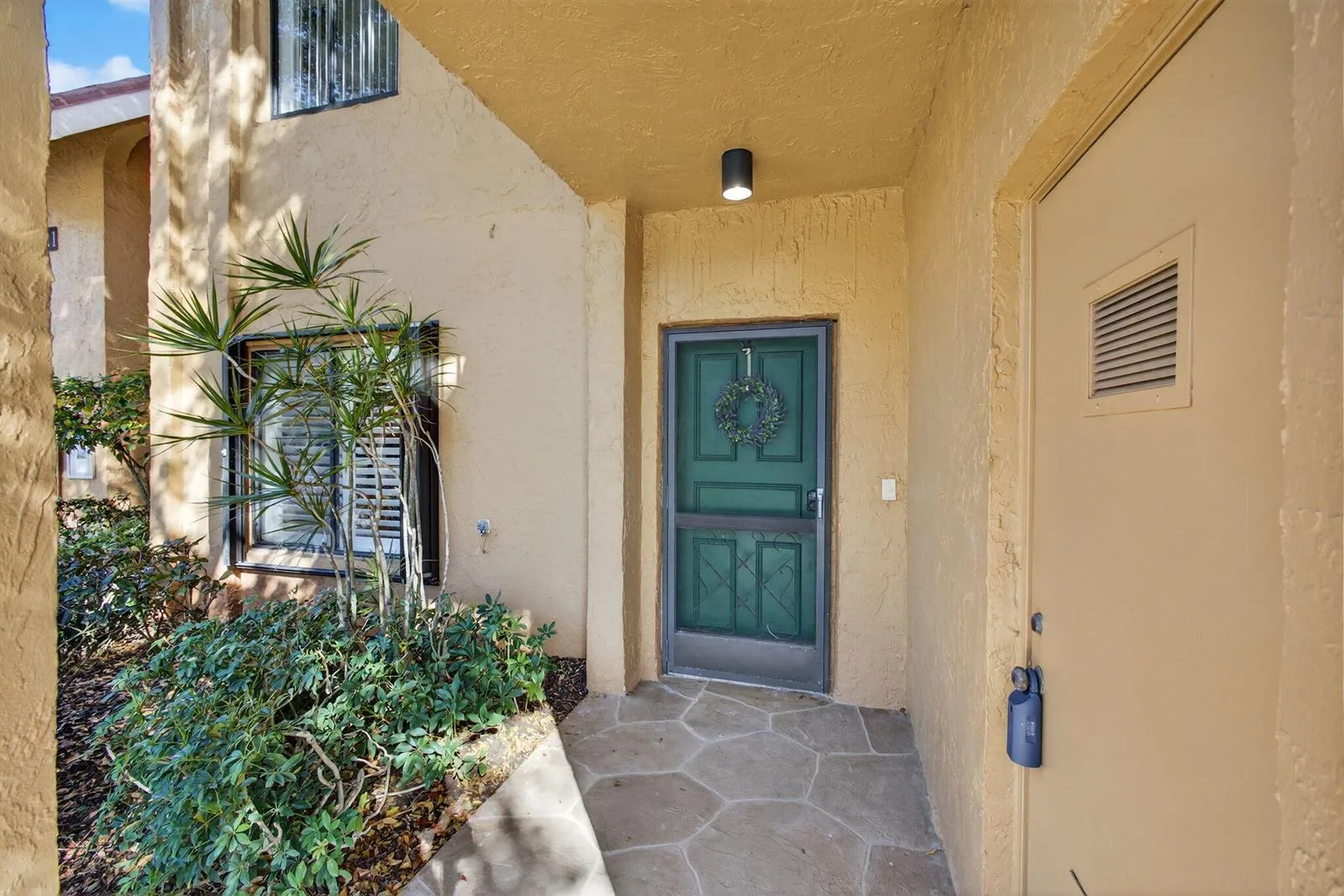 11282 Green Lake Drive # 104, Boynton Beach, FL 33437 photo 2
