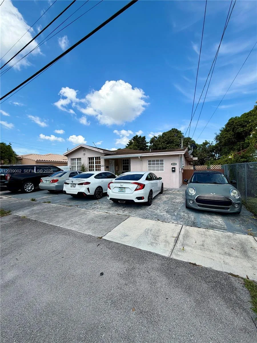 400 NW 44th Ave, Miami, FL 33126 photo 2