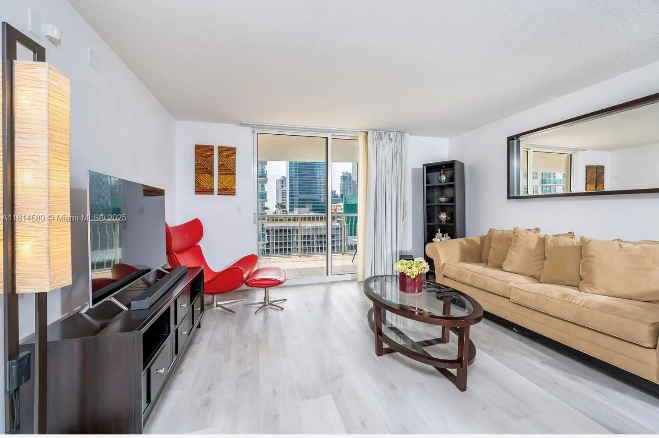 1200 Brickell Bay Dr # 1617, Miami, FL 33131 photo 3