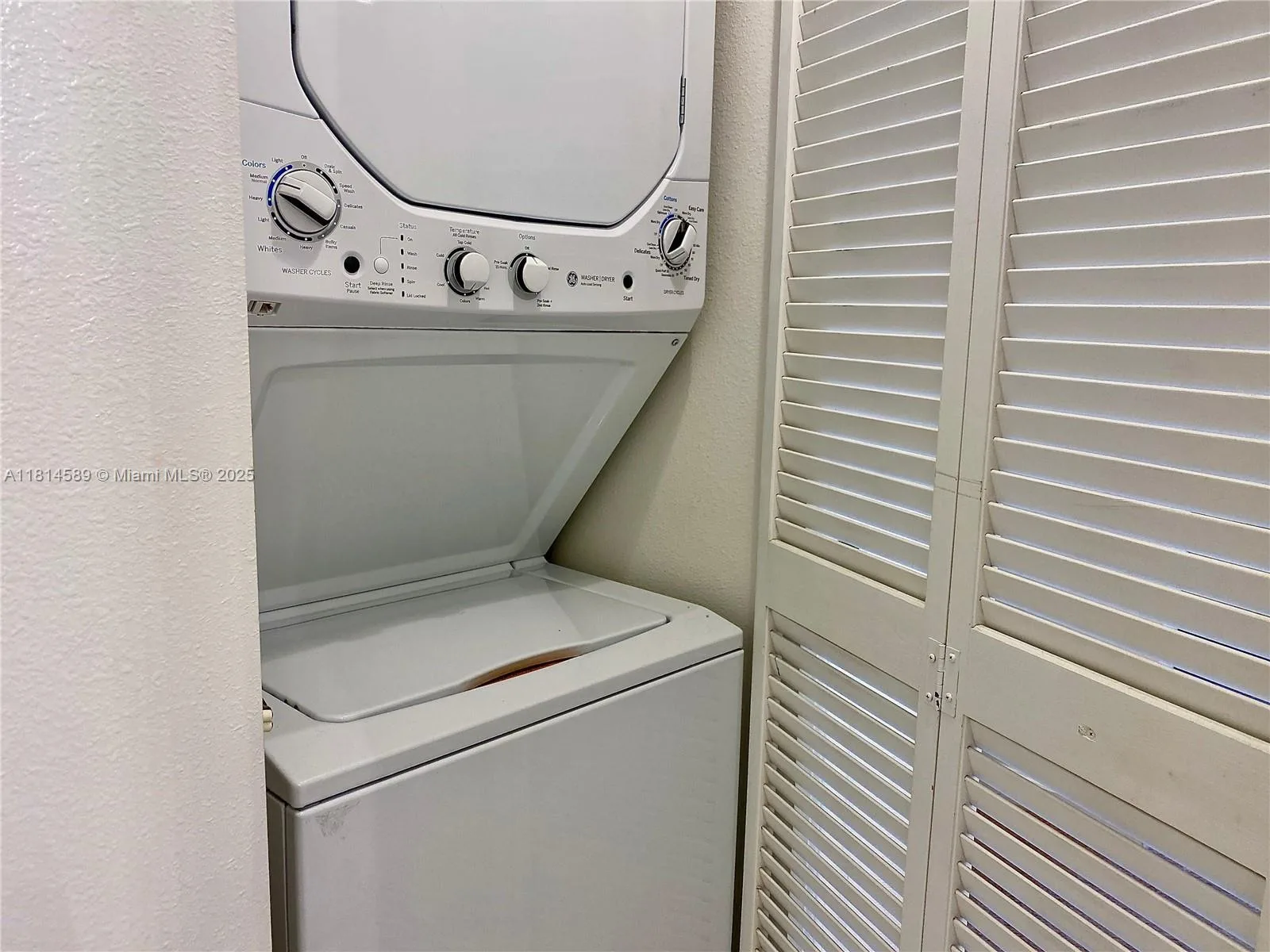 1200 Brickell Bay Dr # 1617, Miami, FL 33131 photo 5