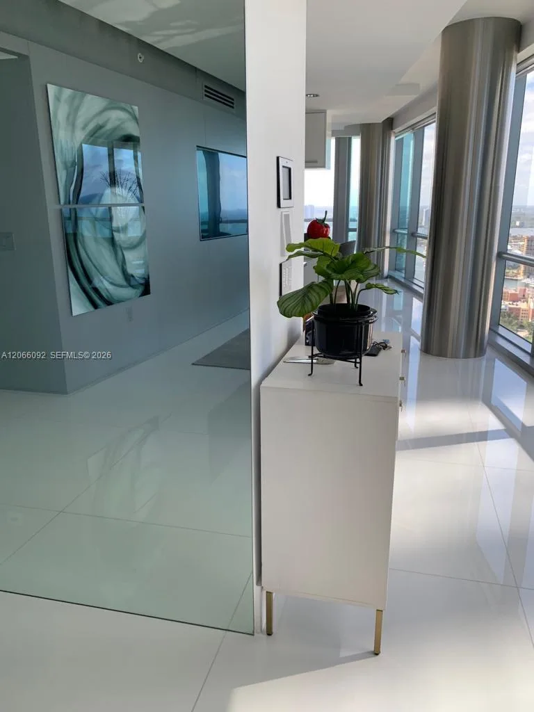 17121 Collins Ave # 3808, Sunny Isles Beach, FL 33160 photo 2