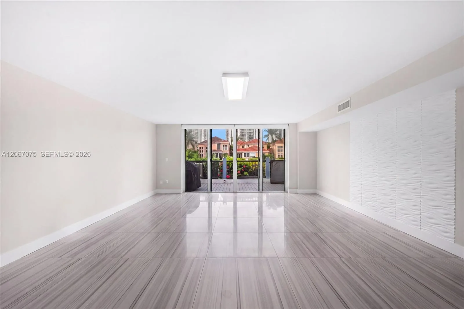 3750 NE 209 Ter, Aventura, FL 33180 photo 10