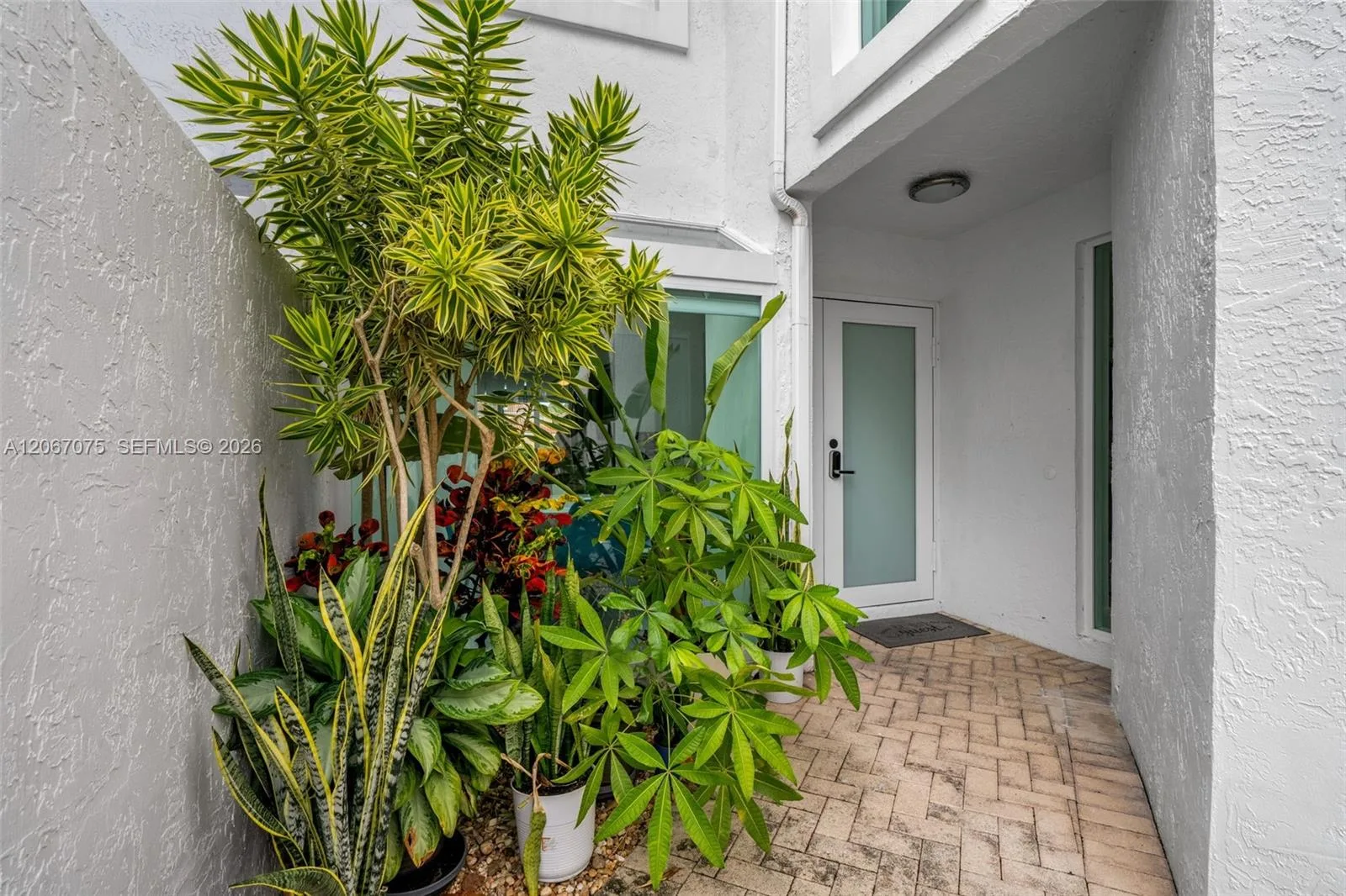 3750 NE 209 Ter, Aventura, FL 33180 photo 2