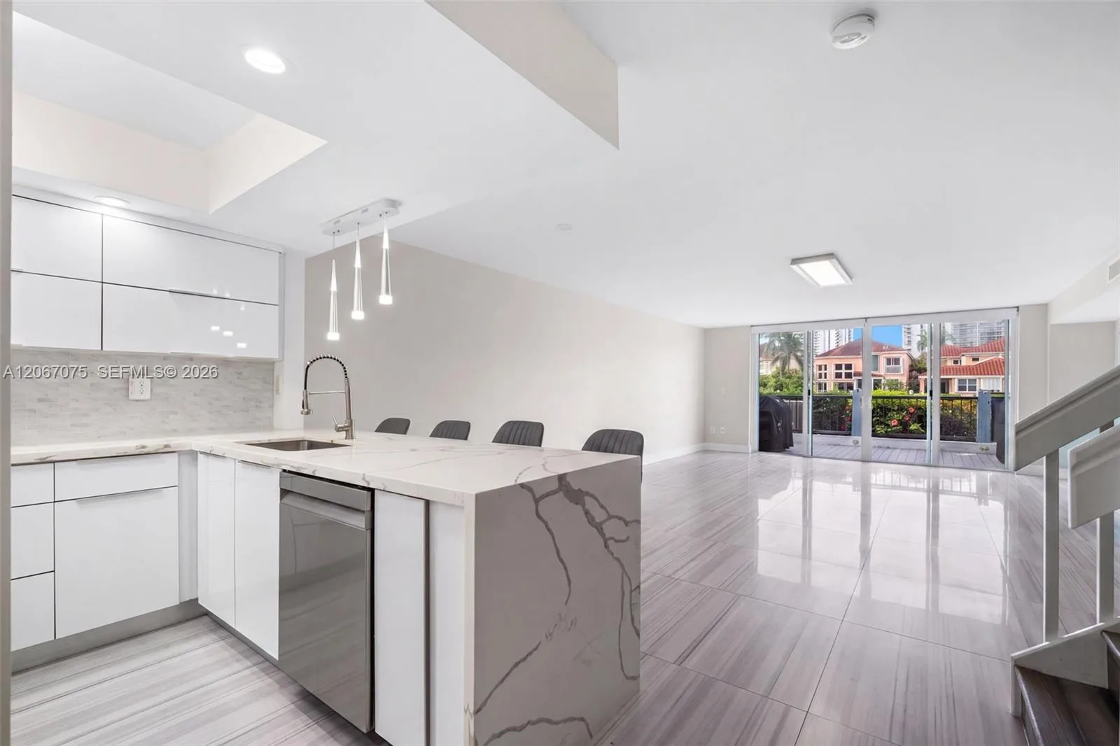 3750 NE 209 Ter, Aventura, FL 33180 photo 8
