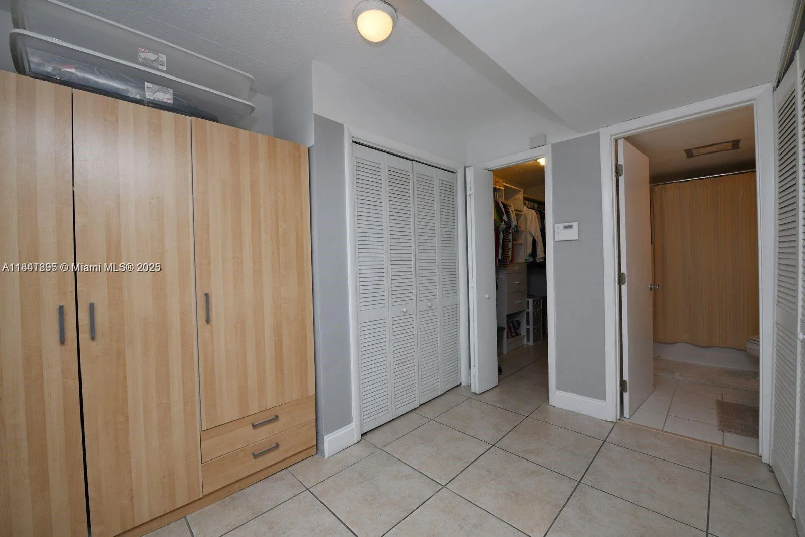 1045 10th St # 907, Miami Beach, FL 33139 photo 13