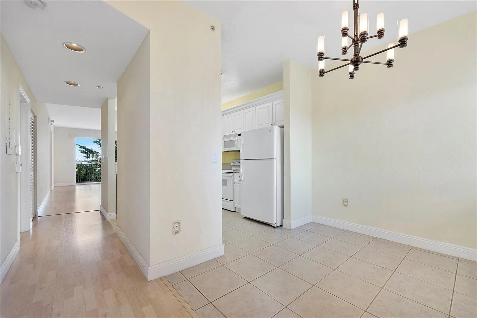 7765 Yardley Drive # 403, Fort Lauderdale, FL 33321