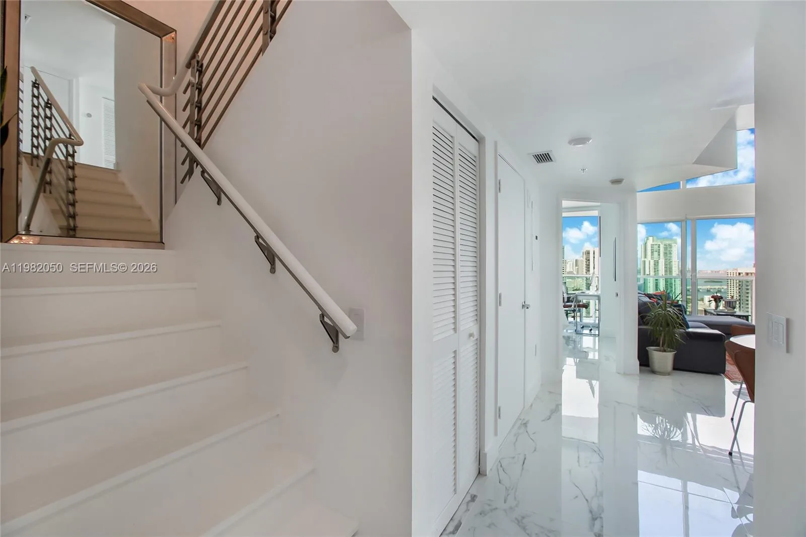 41 SE 5th St # 2109, Miami, FL 33131 photo 12