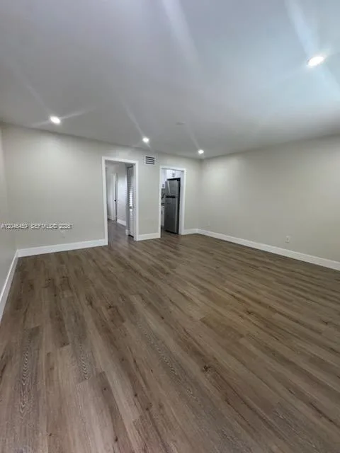 6805 SW 88th St # 1, Pinecrest, FL 33156