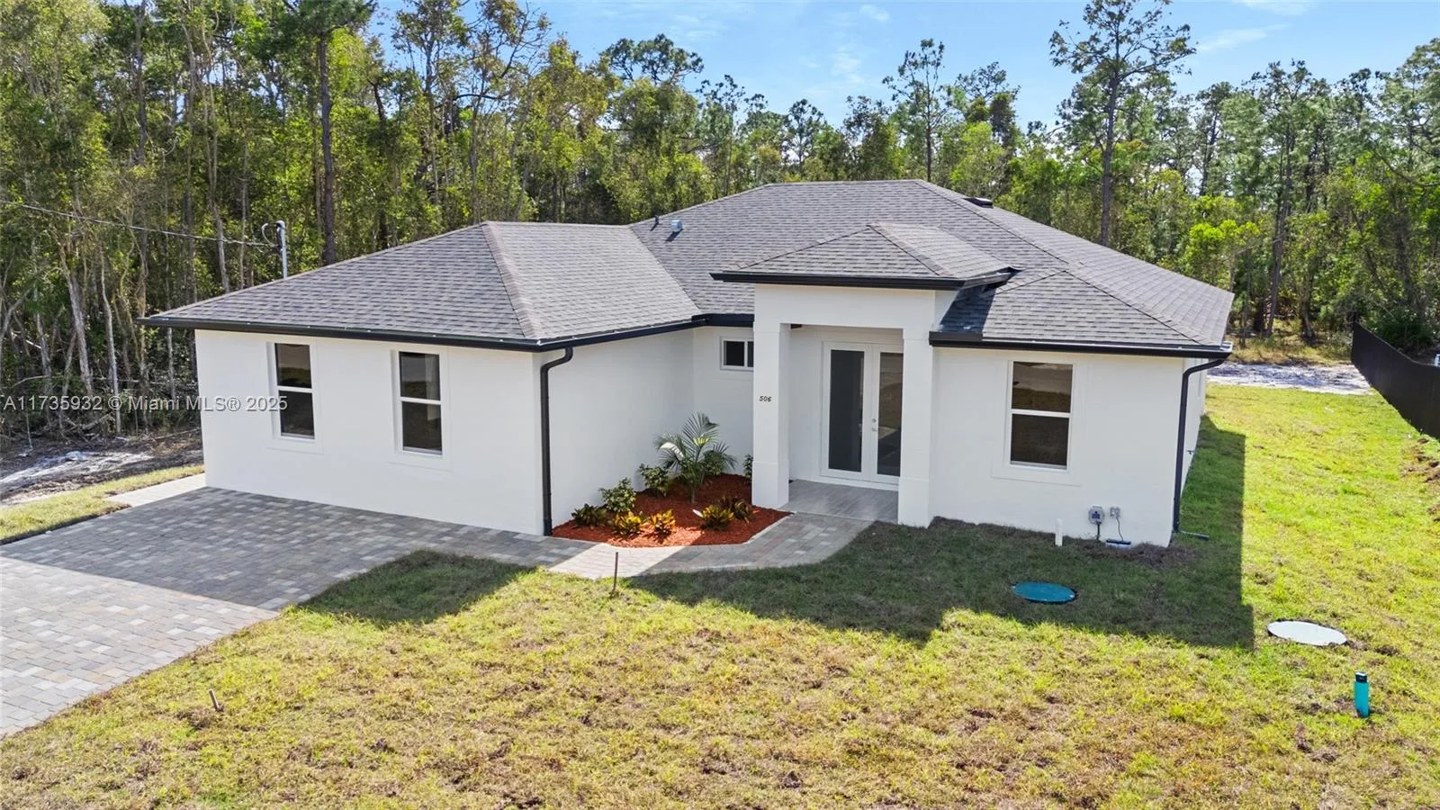 506 Rogue St, Lehigh Acres, FL 33974