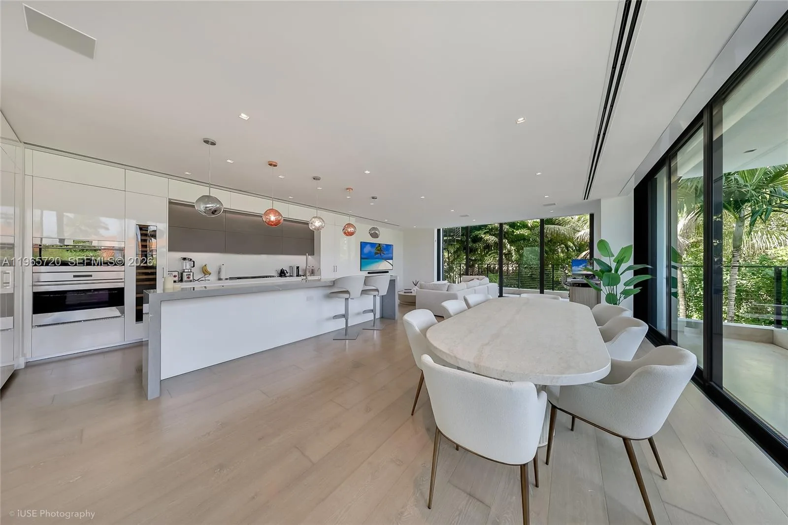 420 N Hibiscus Dr, Miami Beach, FL 33139 photo 9
