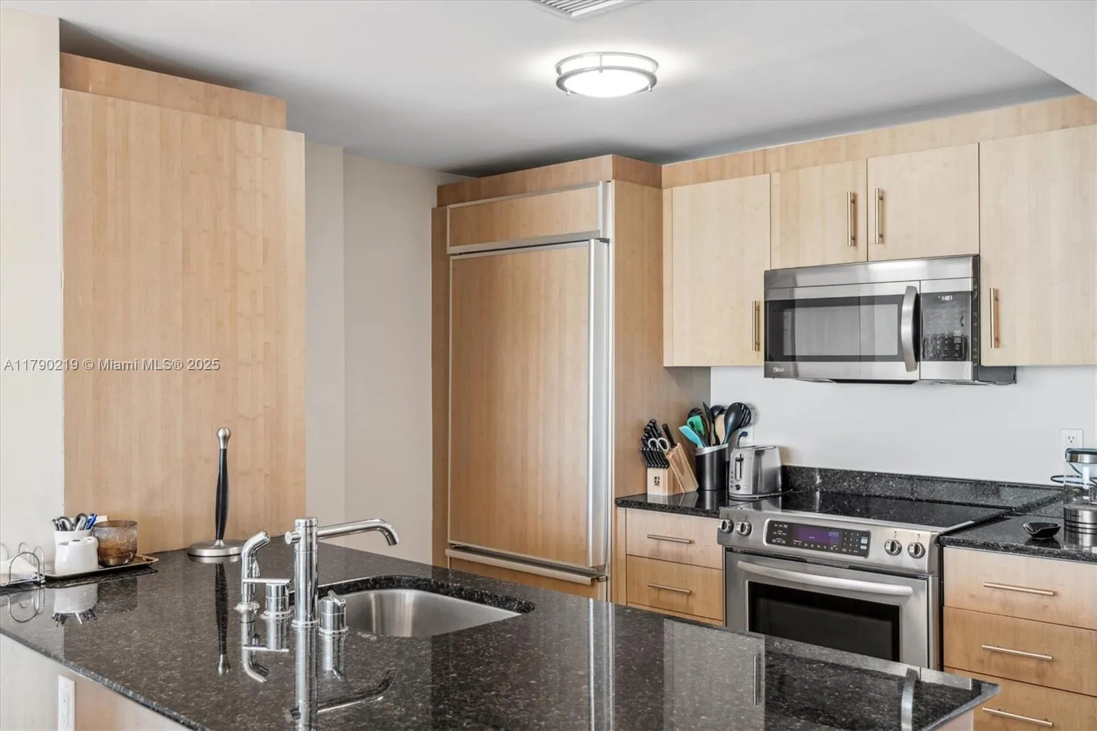 10275 Collins Ave # 529, Bal Harbour, FL 33154 photo 10
