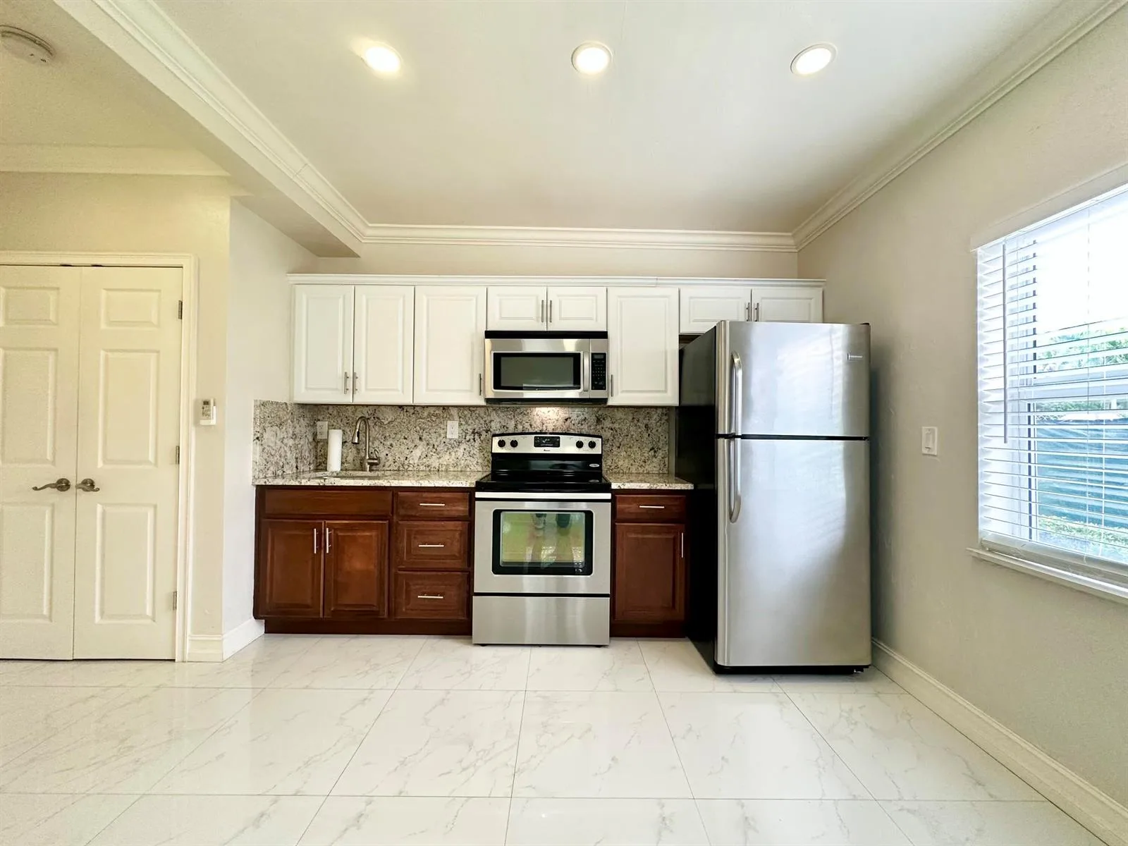 1041 NE 16th Avenue # W, Fort Lauderdale, FL 33304 photo 3