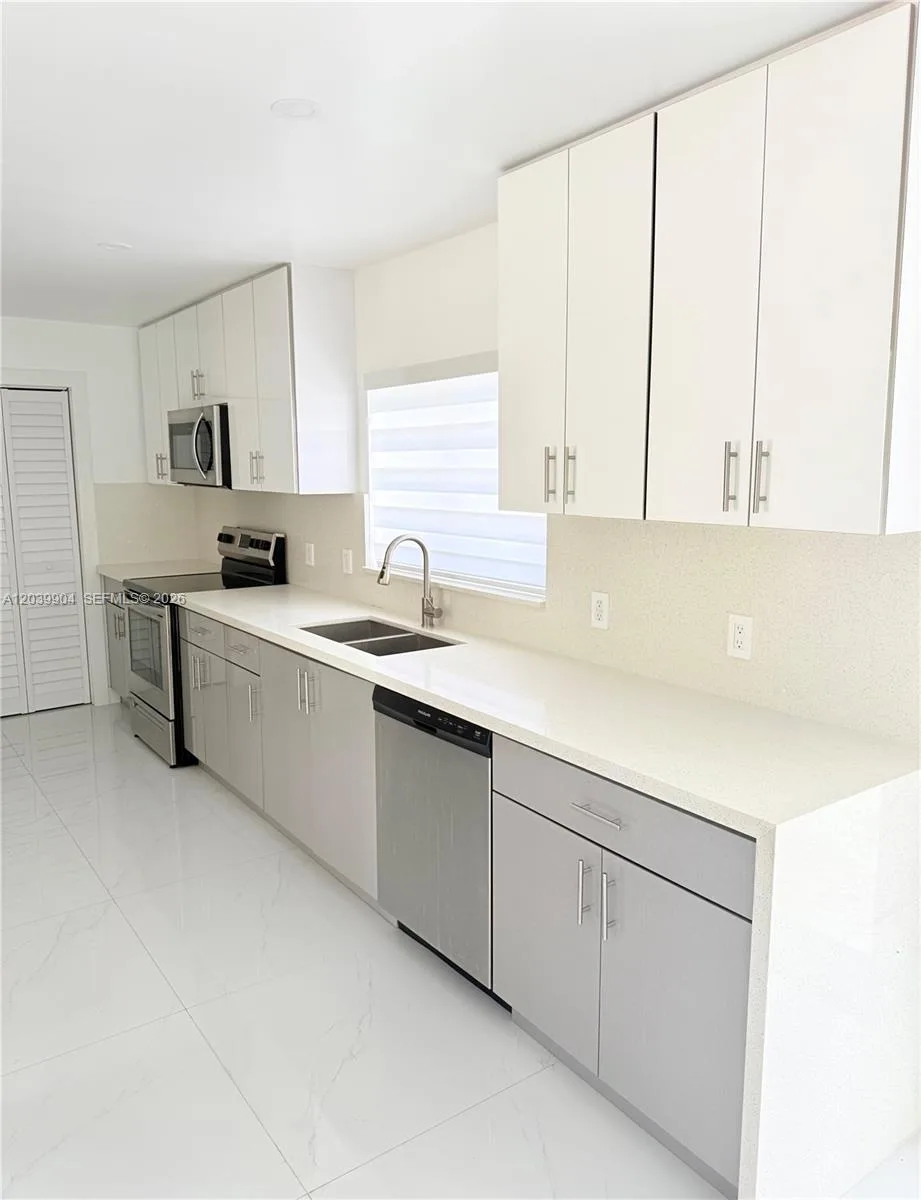 18133 SW 93rd Ave, Palmetto Bay, FL 33157 photo 7