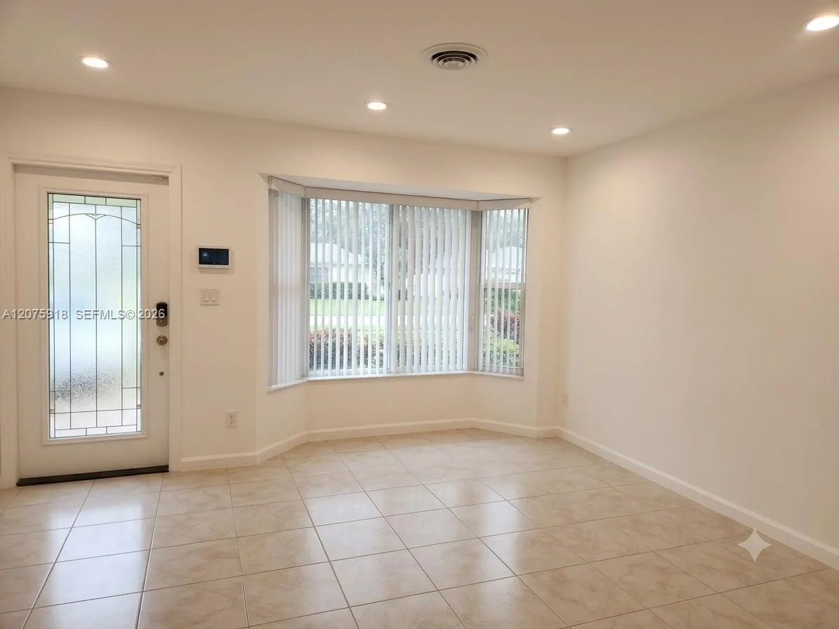 3345 Hayes St, Hollywood, FL 33021 photo 2