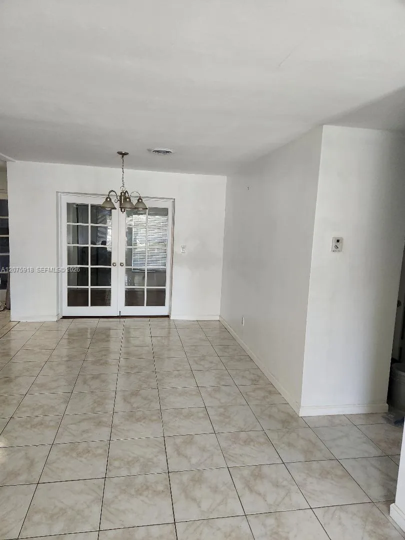 3345 Hayes St, Hollywood, FL 33021 photo 3