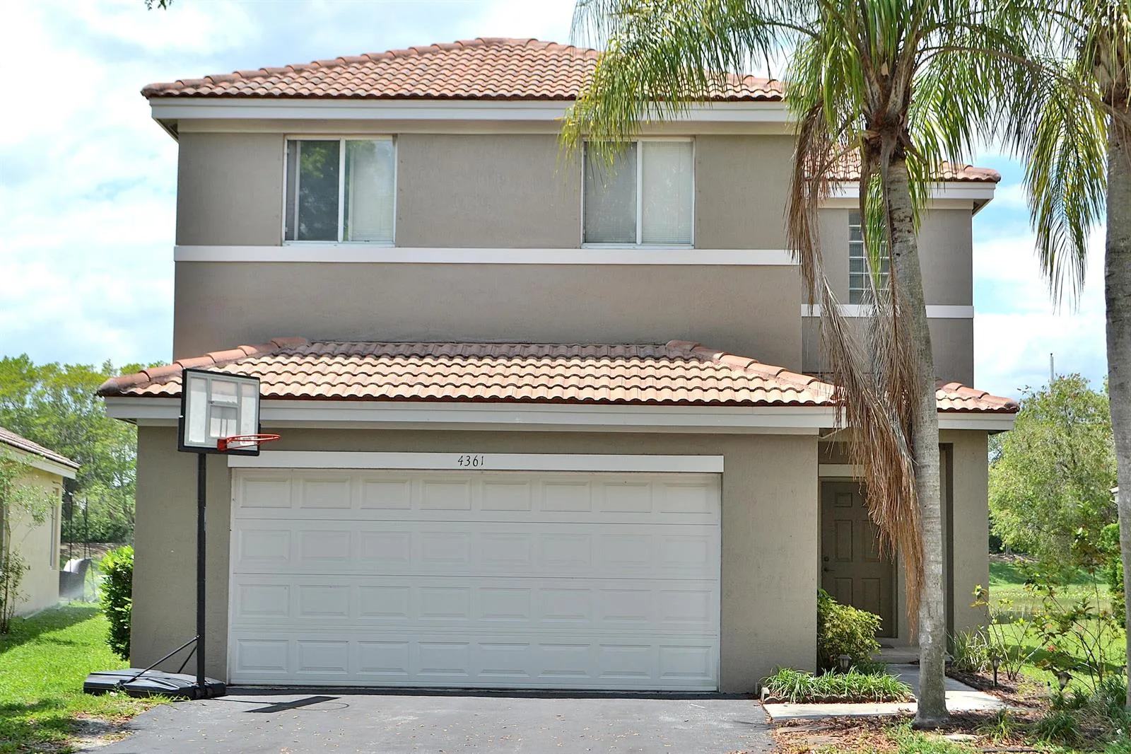 4361 Dogwood Circle, Weston, FL 33331