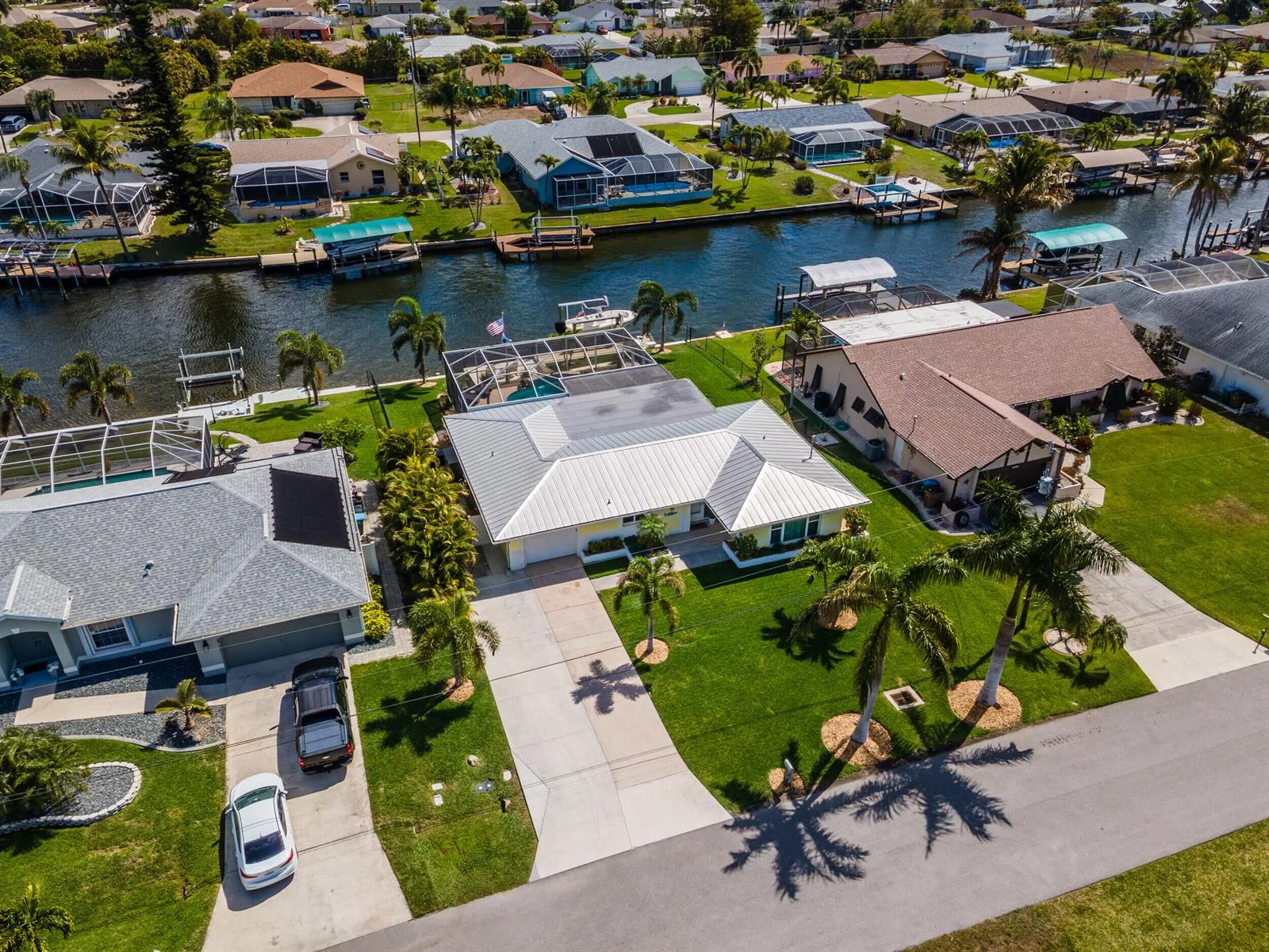 3517 SE 1st Avenue, Cape Coral, FL 33904 photo 2