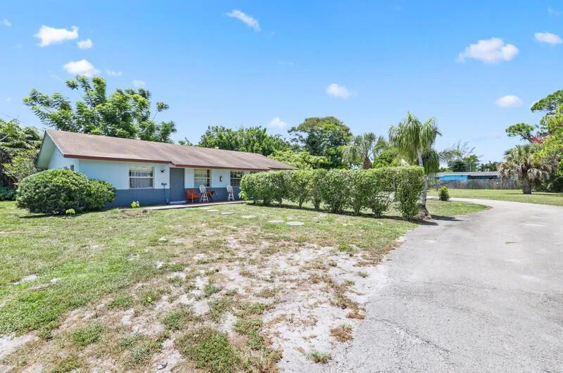 4309 GULFSTREAM Road, Lake Worth, FL 33461 photo 8