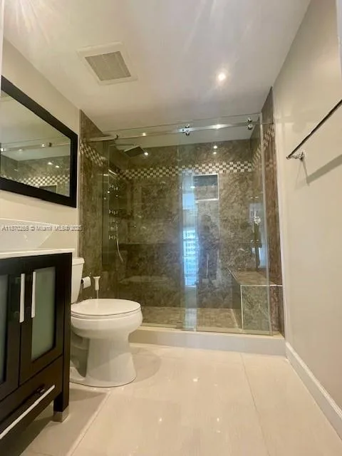 600 NE 36th St # 1603, Miami, FL 33137 photo 12