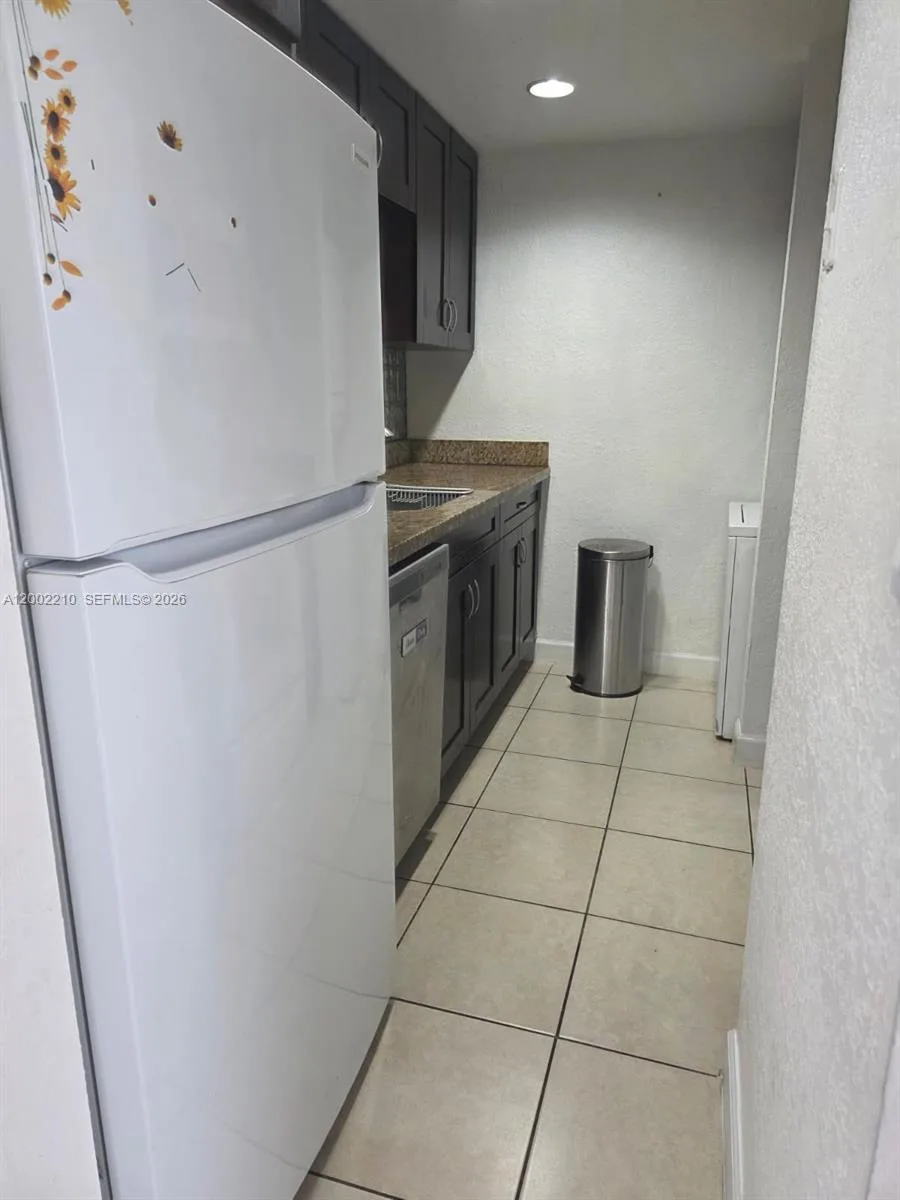 5055 NW 7th St # 602, Miami, FL 33126 — zdjęcie 4