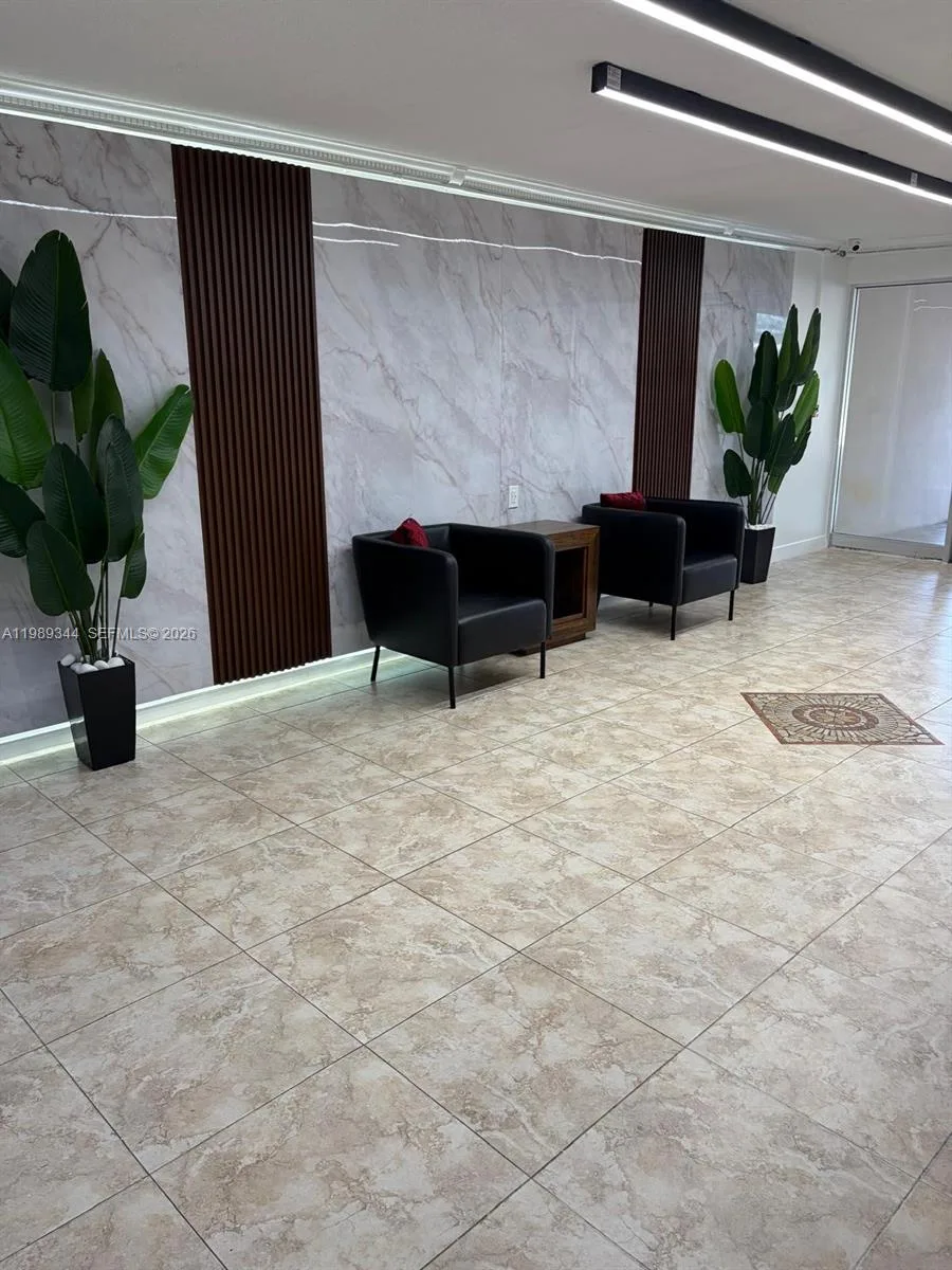 16410 Miami Dr # 504, North Miami Beach, FL 33162 photo 3