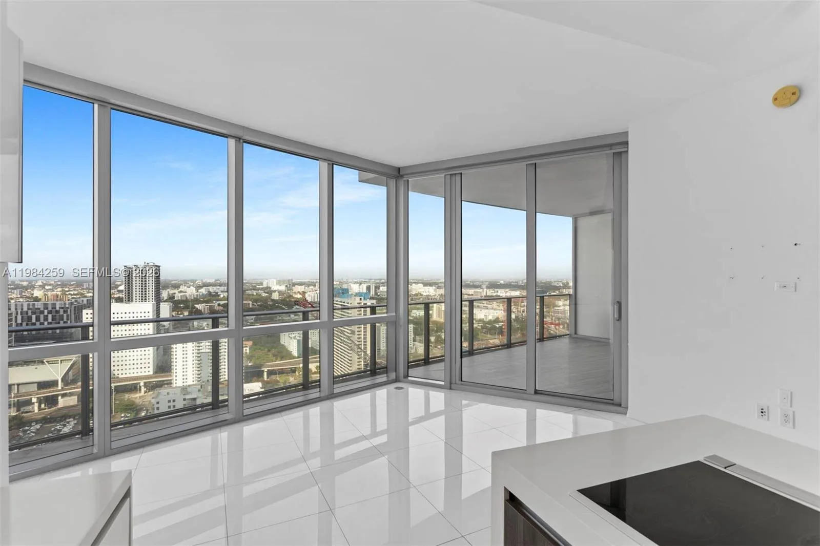 851 NE 1st Ave # 3010, Miami, FL 33132 photo 10