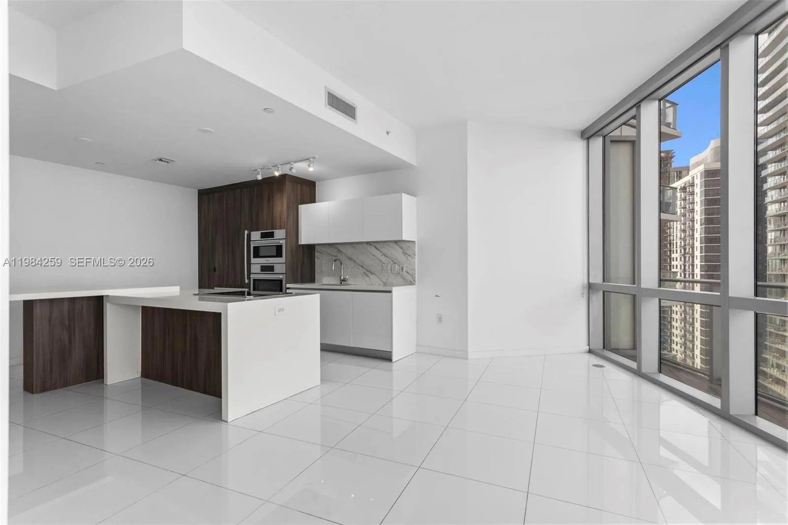 851 NE 1st Ave # 3010, Miami, FL 33132 photo 12