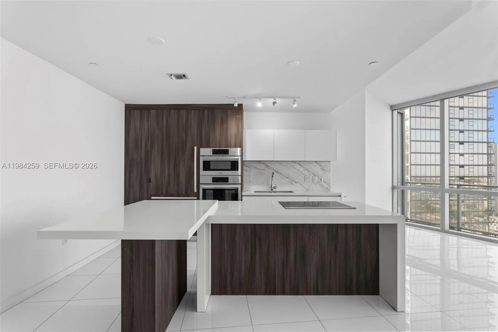 851 NE 1st Ave # 3010, Miami, FL 33132 photo 13
