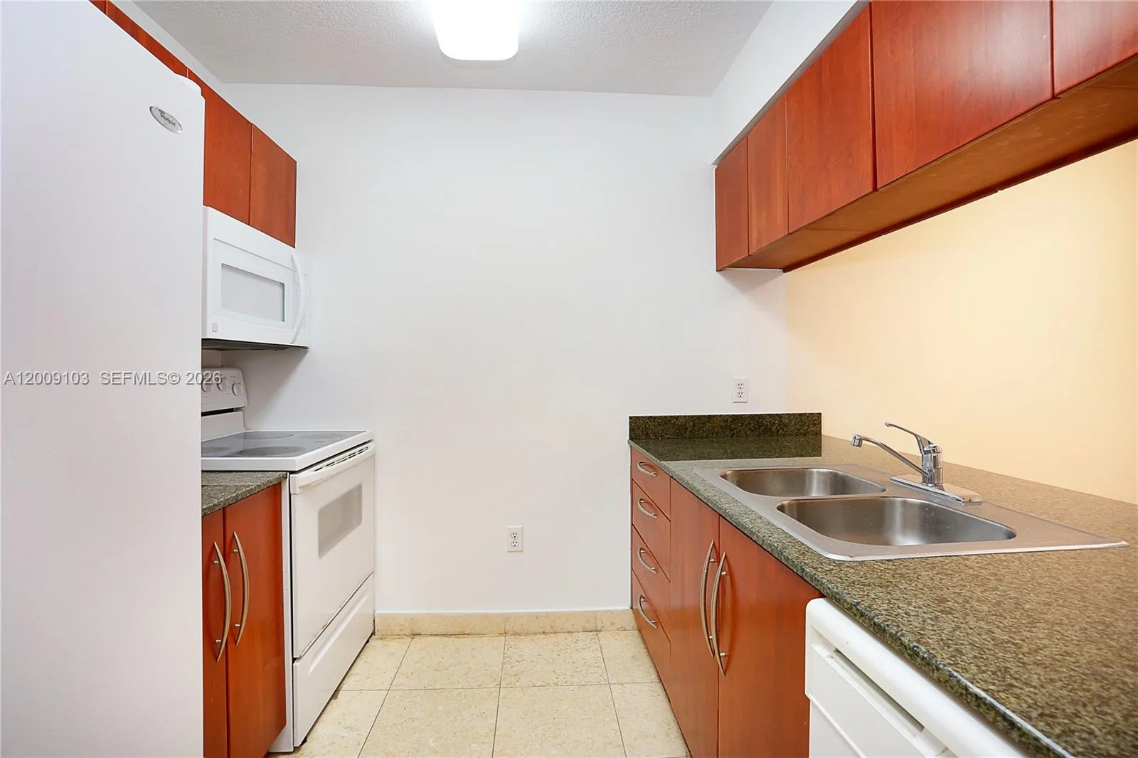 1200 Brickell Bay Dr # 1614, Miami, FL 33131 photo 7