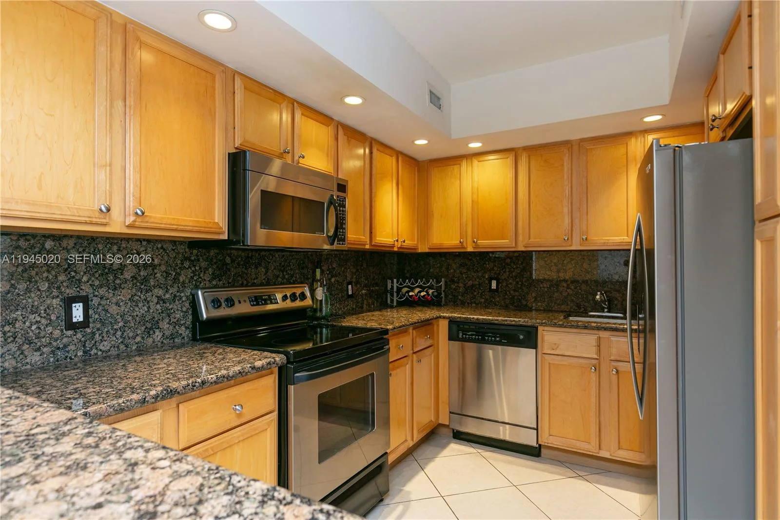5600 Collins Ave # 17J, Miami Beach, FL 33140 photo 7