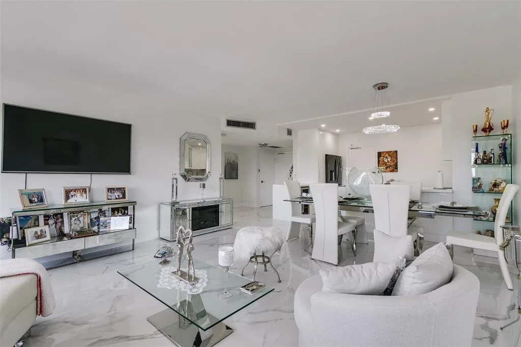 3333 NE 34th Street # 304, Fort Lauderdale, FL 33308 photo 2
