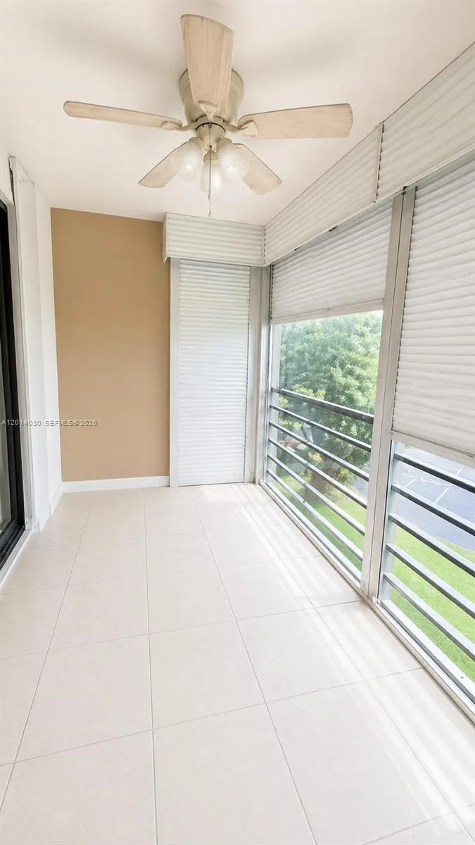900 Saint Charles Pl # 520, Pembroke Pines, FL 33026 photo 7