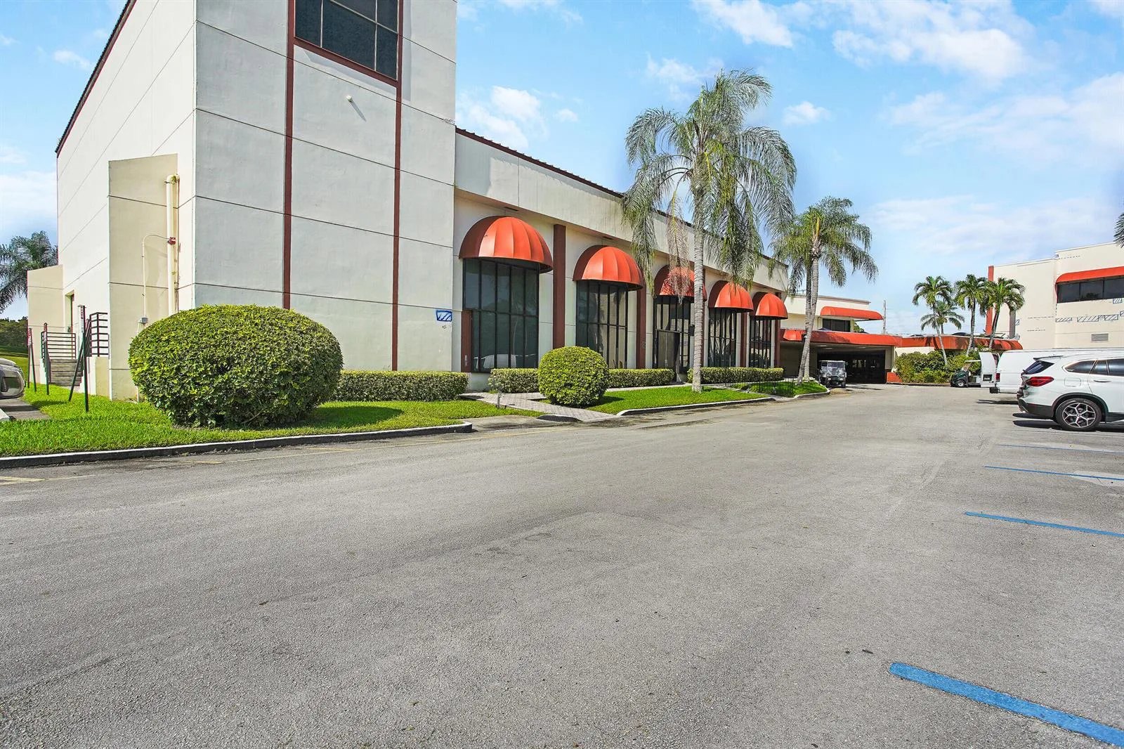 211 S Hollybrook Drive # 107, Pembroke Pines, FL 33025