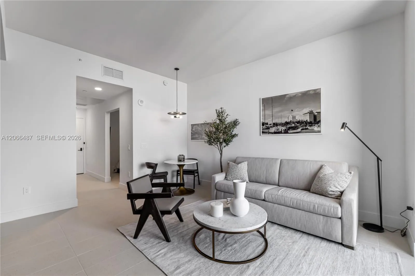 159 NE 6th St # 5103, Miami, FL 33132 photo 6
