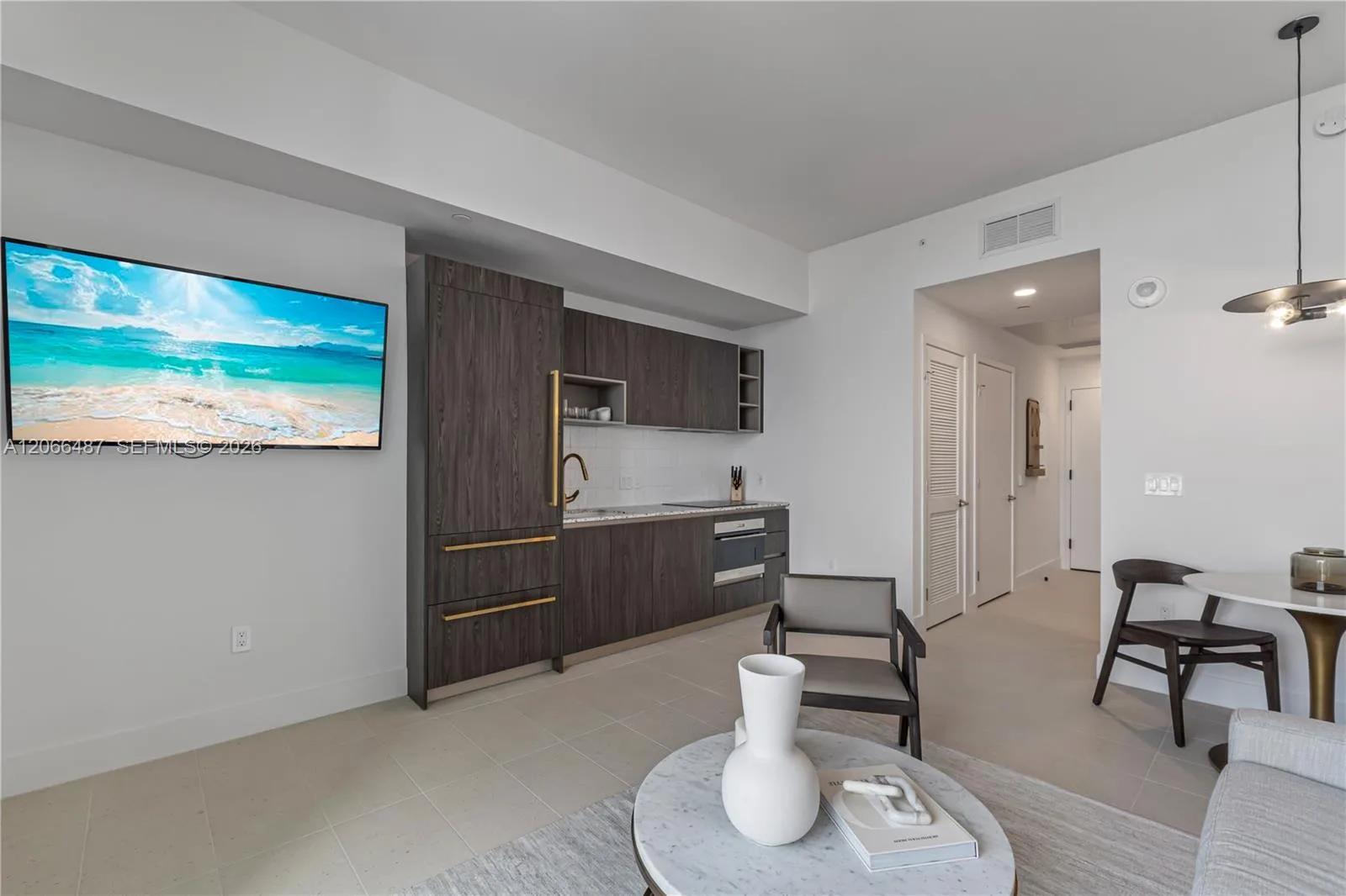 159 NE 6th St # 5103, Miami, FL 33132 photo 7