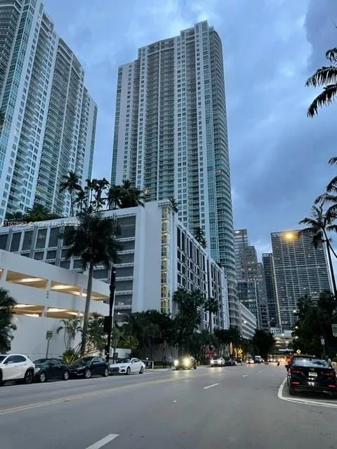 951 Brickell Ave # 2307, Miami, FL 33131
