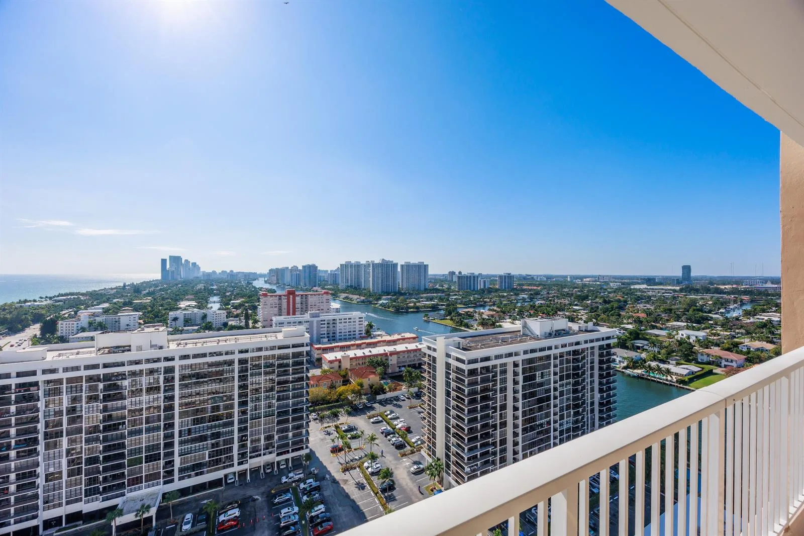 1985 S Ocean Drive # Pha, Hallandale Beach, FL 33009