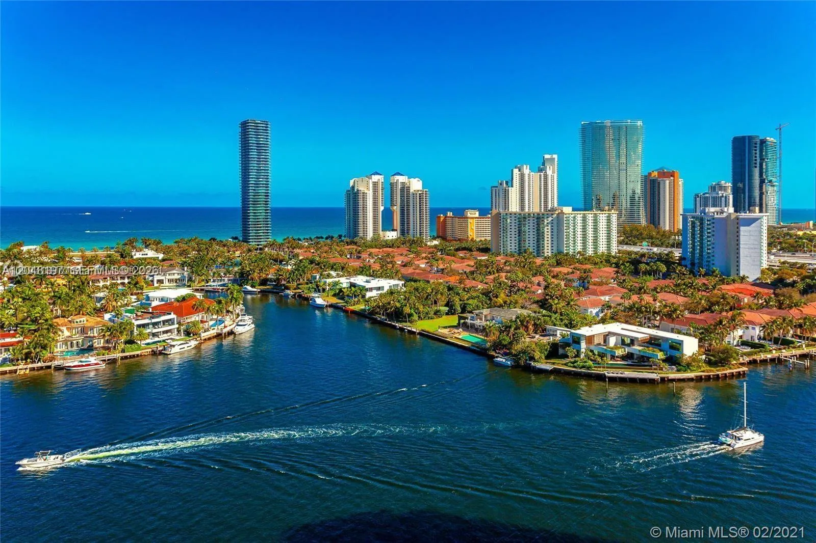 19707 Turnberry Way # 23F, Aventura, FL 33180