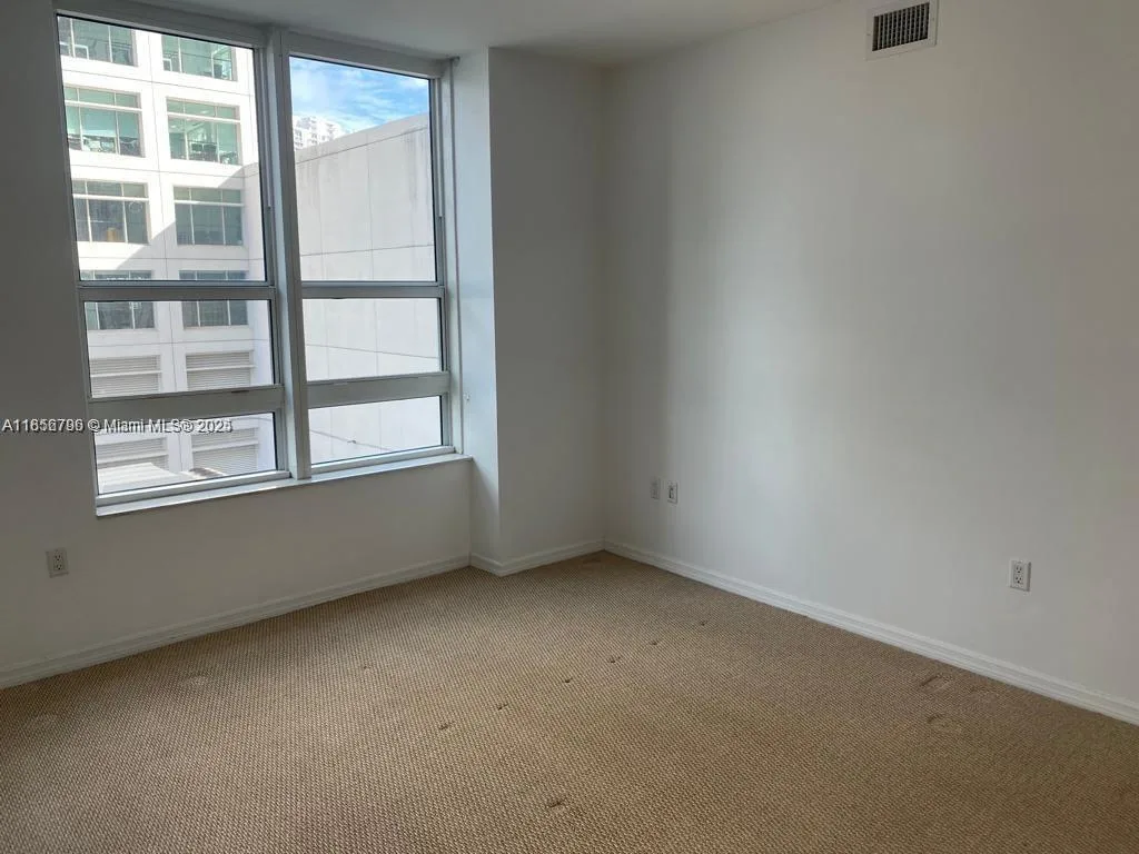 950 Brickell Bay Dr # 602, Miami, FL 33131 photo 10