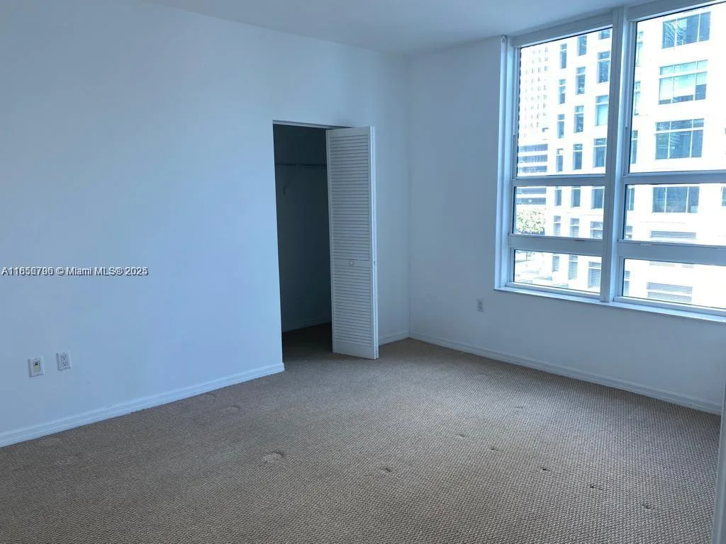 950 Brickell Bay Dr # 602, Miami, FL 33131 photo 9