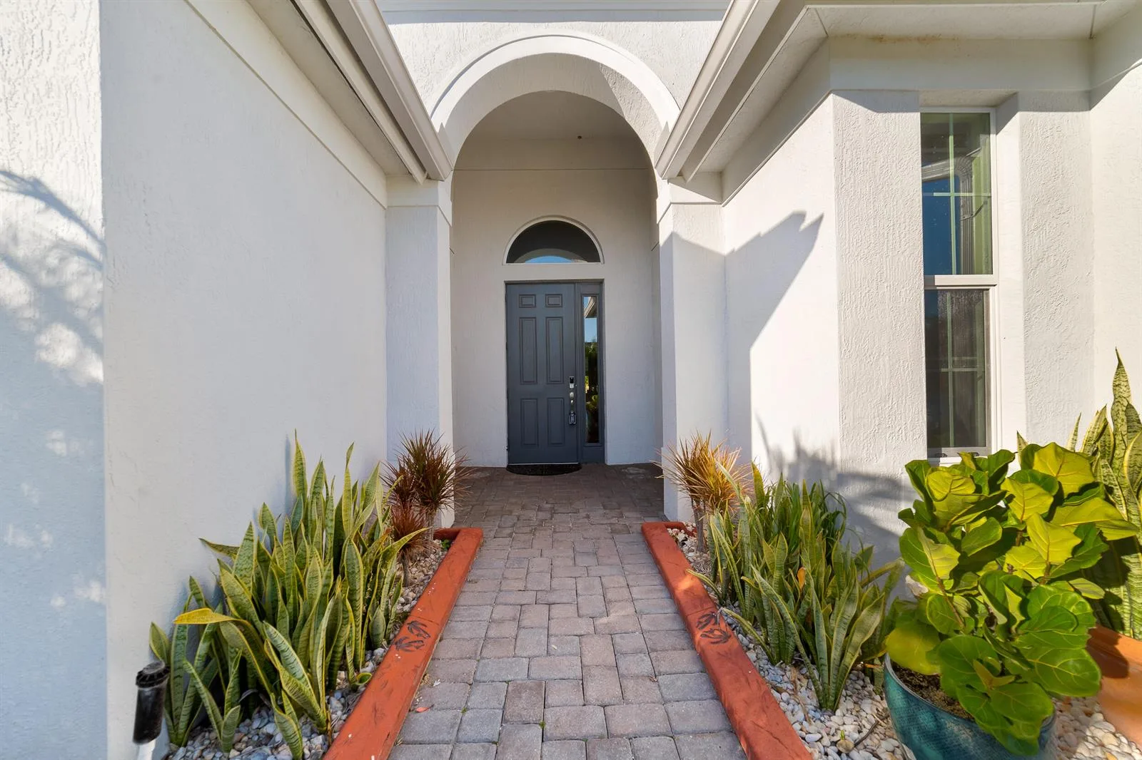 4777 Four Lakes Circle SW, Vero Beach, FL 32968 photo 3