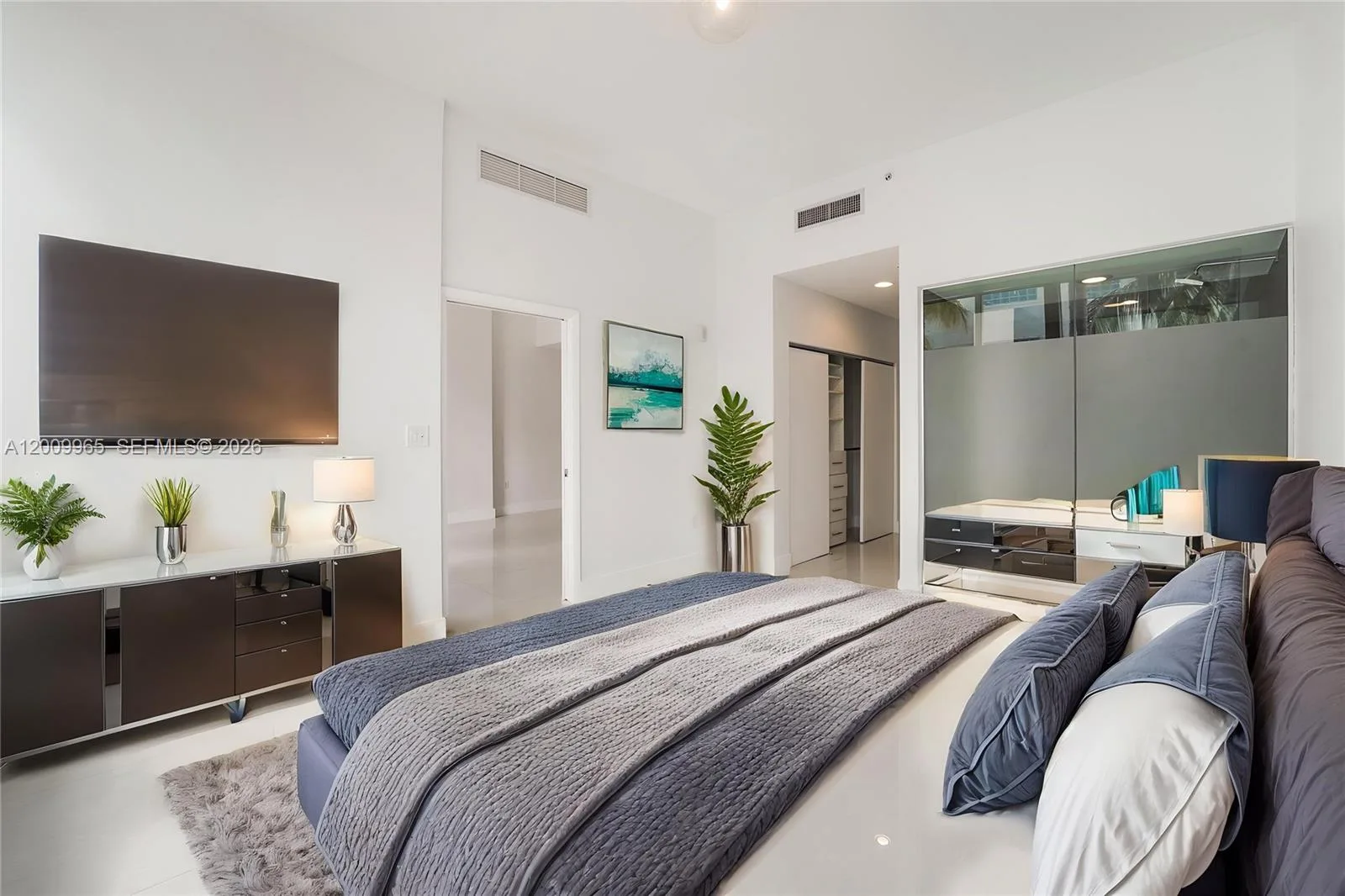 2100 Park Ave # 108, Miami Beach, FL 33139 photo 4