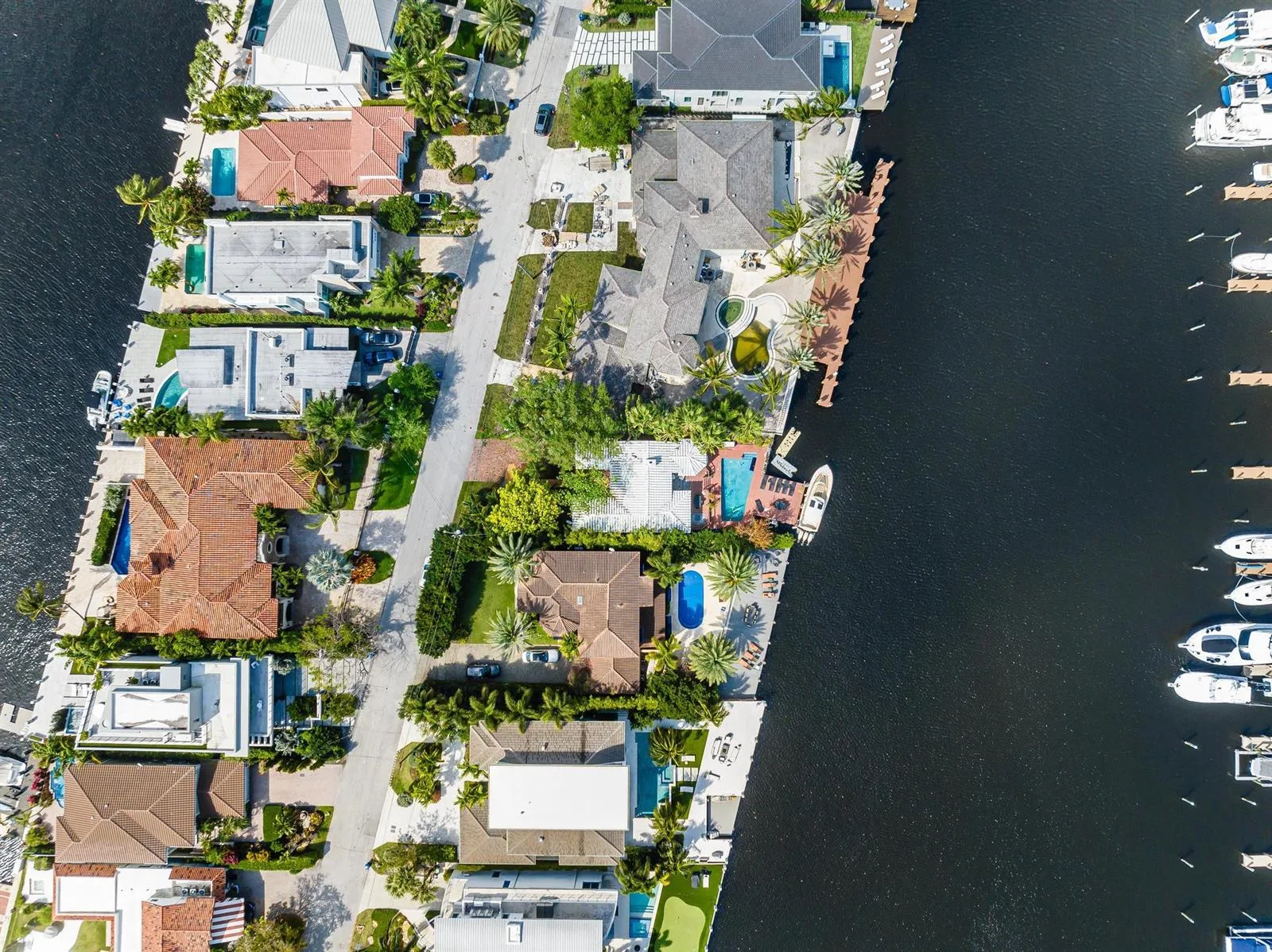 124 S GORDON Road, Fort Lauderdale, FL 33301 photo 8